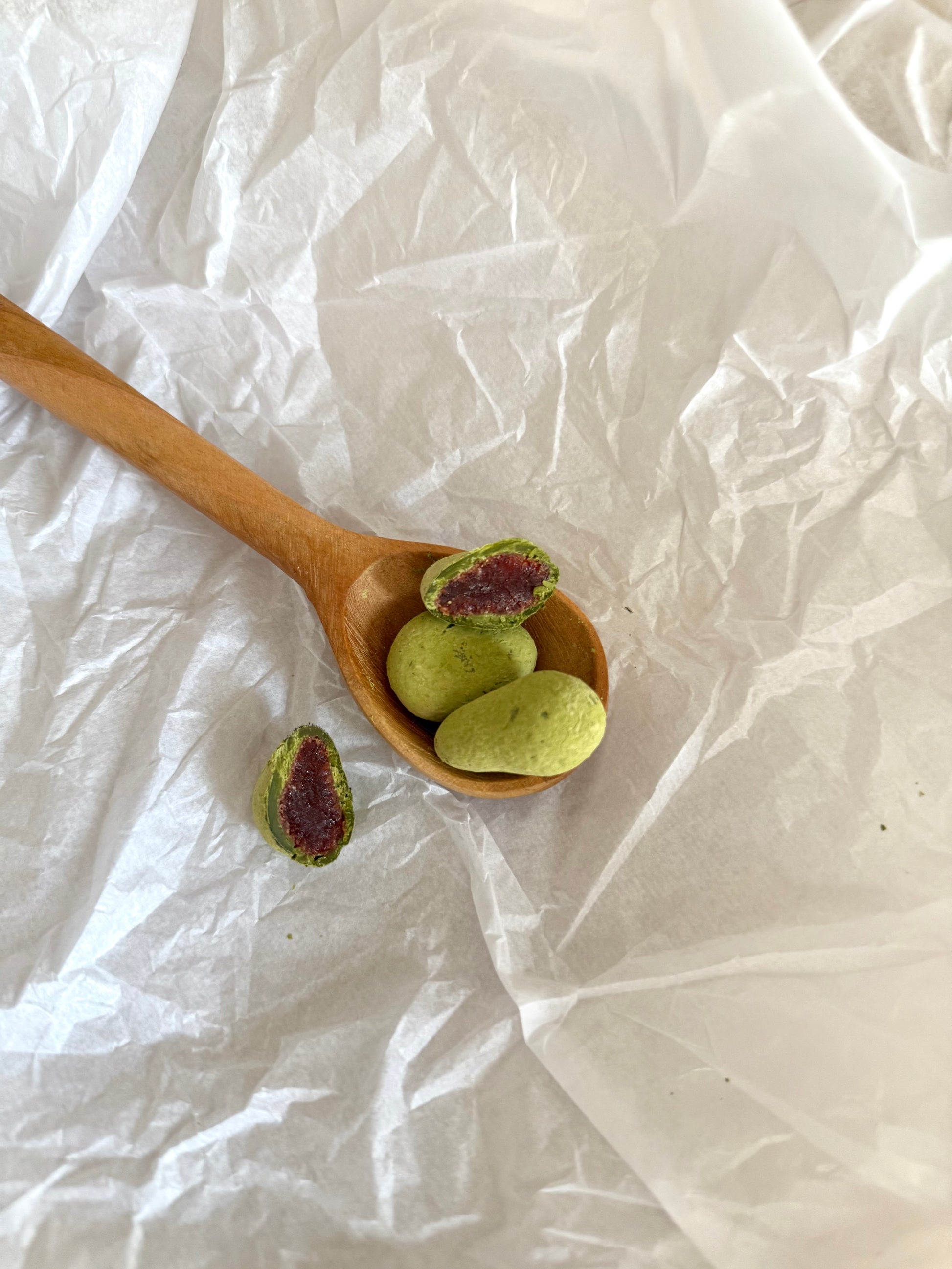 Fresa deshidratada con matcha