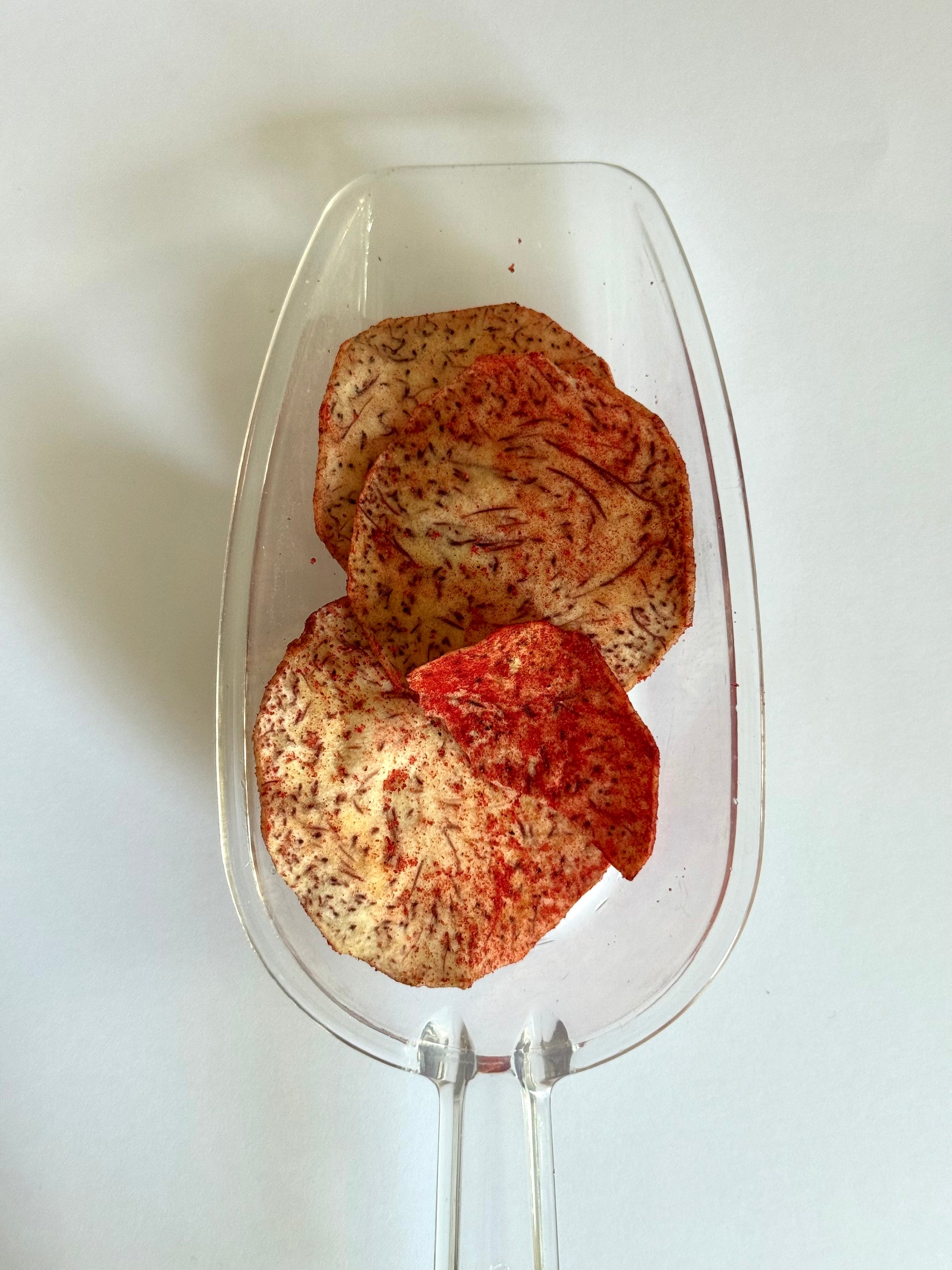 Malanga enchilada chips