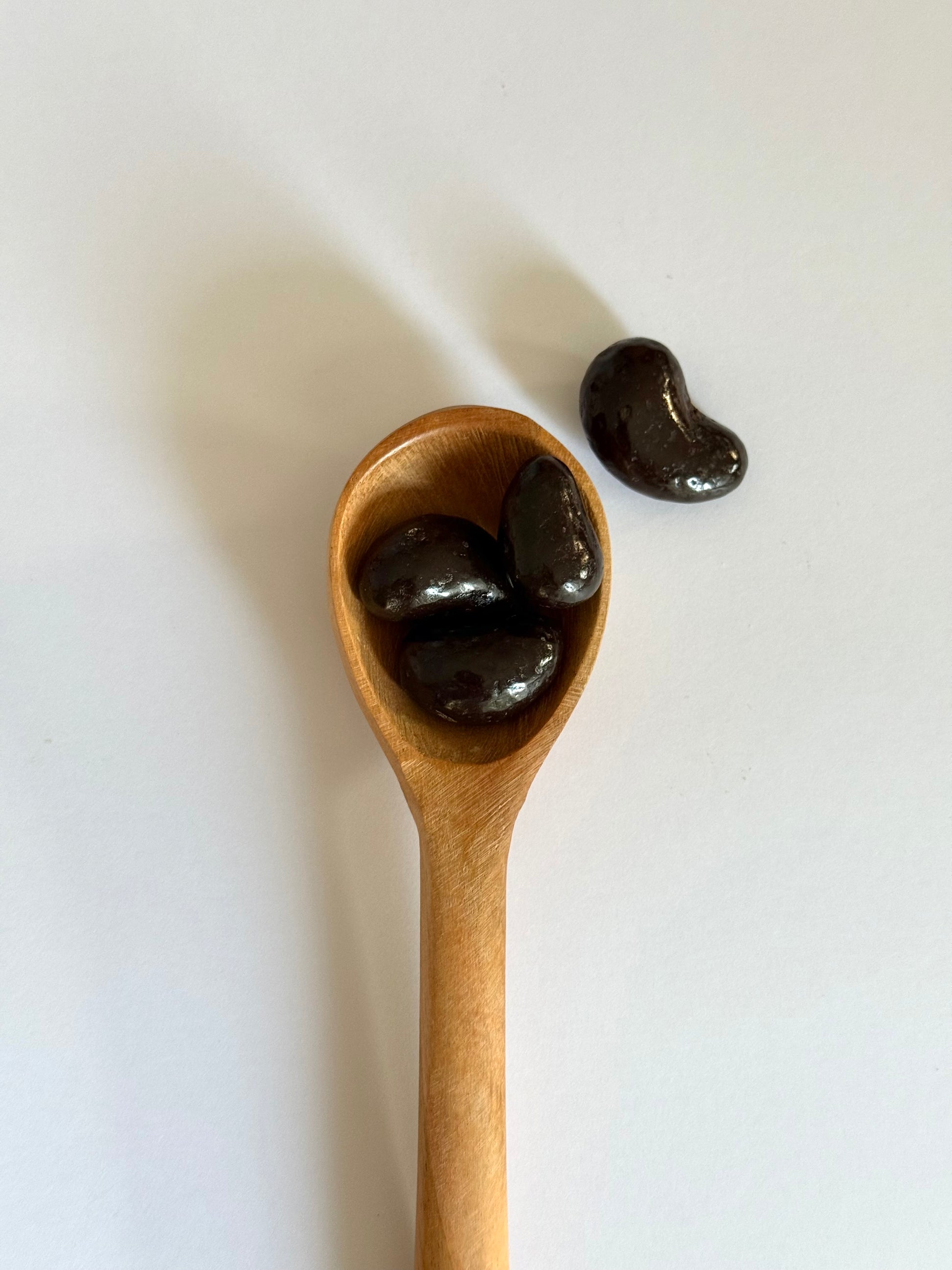 Nuez de la india con chocolate sin azúcar